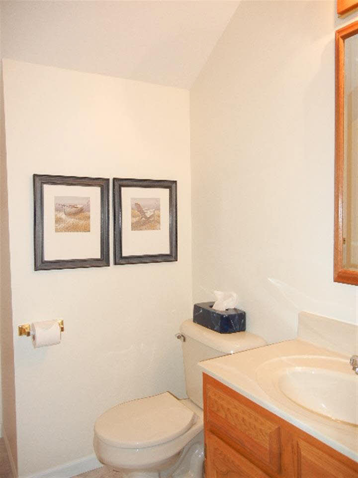2595 West Sycamore Beach Road Angola, IN 46703 - Photo 18 of 22 Gallery Image 18