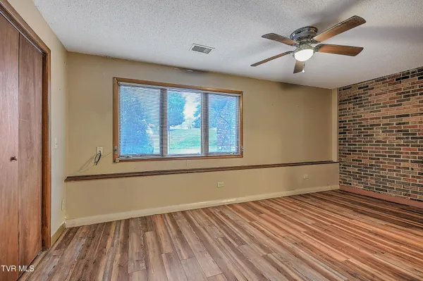 $155,000 | 500 Fleetwood Drive, Unit 7, Kingsport, TN 37660