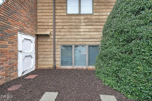 $155,000 | 500 Fleetwood Drive, Unit 7, Kingsport, TN 37660