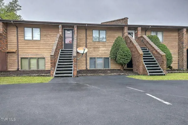 $155,000 | 500 Fleetwood Drive, Unit 7, Kingsport, TN 37660