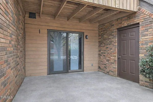 $155,000 | 500 Fleetwood Drive, Unit 7, Kingsport, TN 37660