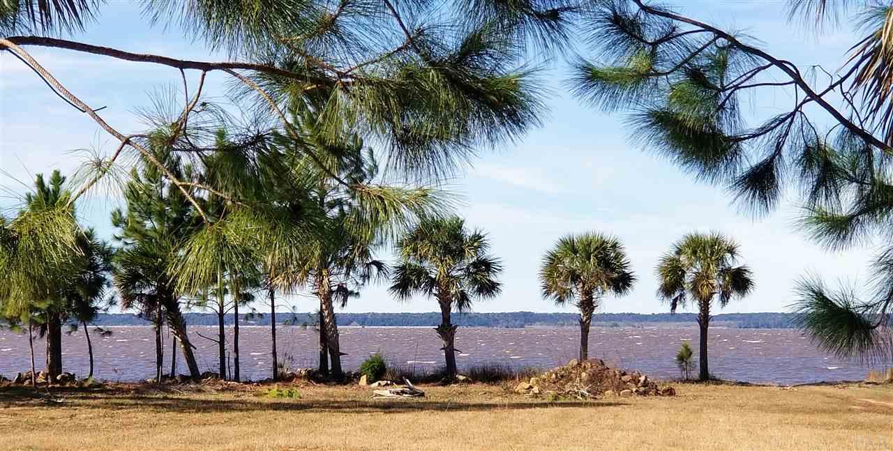 1192 Adrian Way Milton, FL 32583 - Photo 2 of 7
