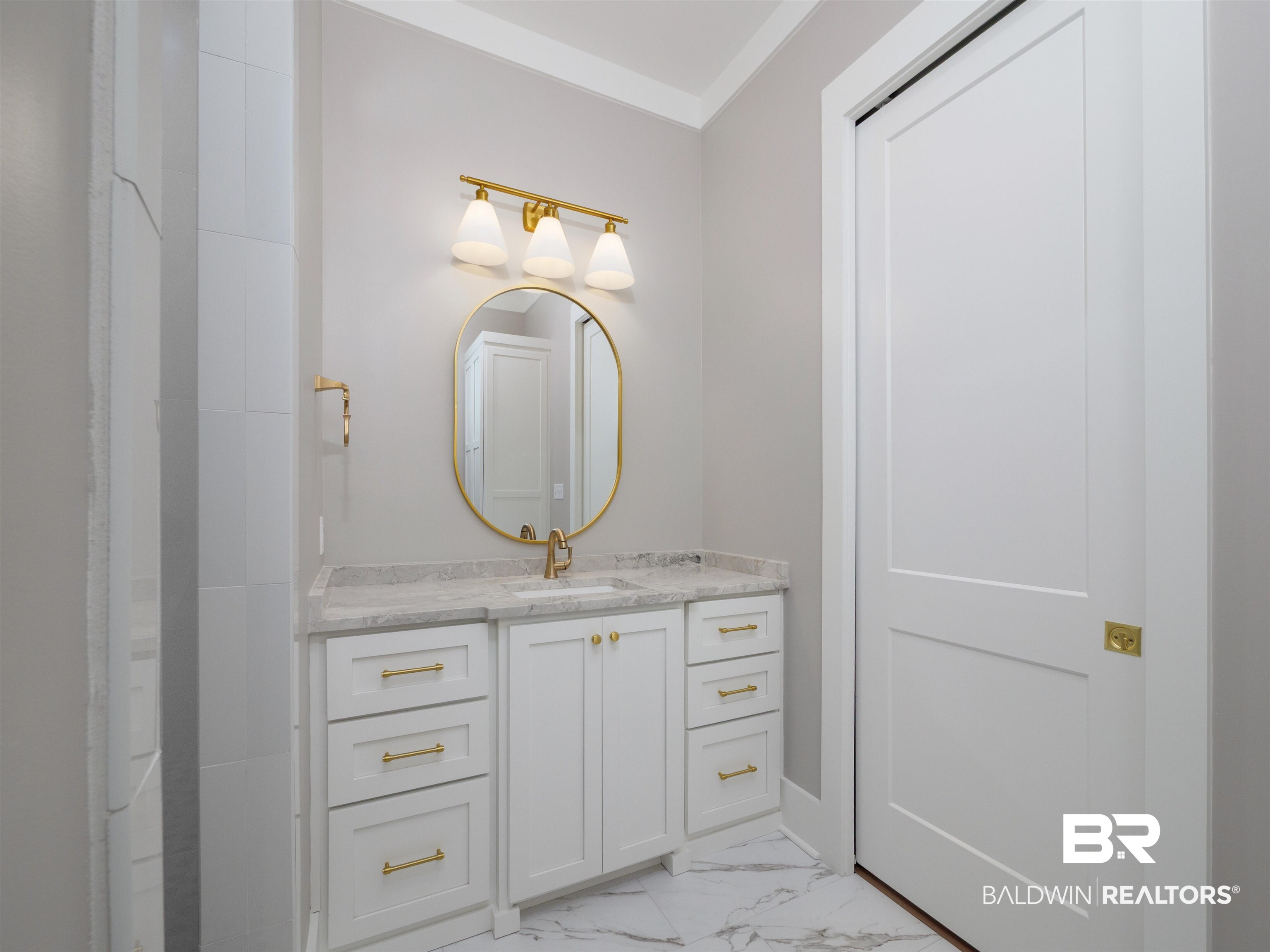 10912 Catania Avenue Fairhope, AL 36532 - Photo 32 of 54 Bathroom is located off the third bedroom