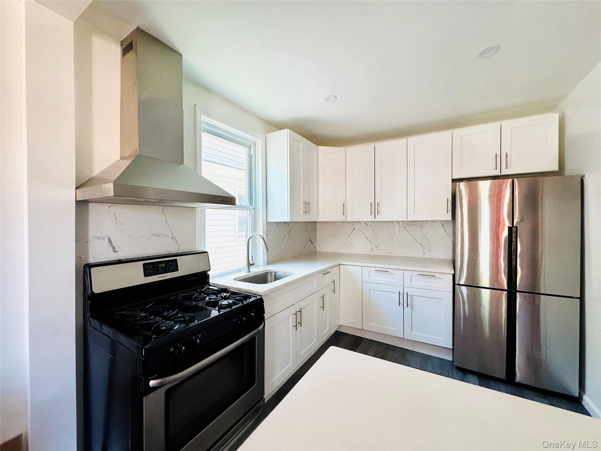 62-20 80th Road Queens, NY 11385 - Photo 13 of 23