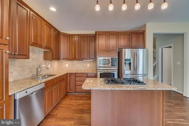 $4,000 | 20024 Northville Hills Terrace, Ashburn, VA 20147