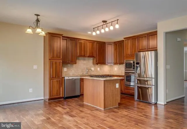 $4,000 | 20024 Northville Hills Terrace, Ashburn, VA 20147