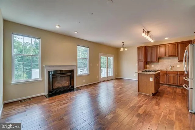 $4,000 | 20024 Northville Hills Terrace, Ashburn, VA 20147