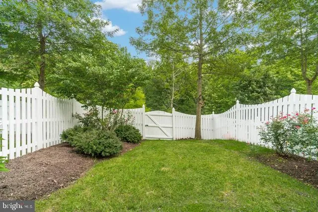 $4,000 | 20024 Northville Hills Terrace, Ashburn, VA 20147