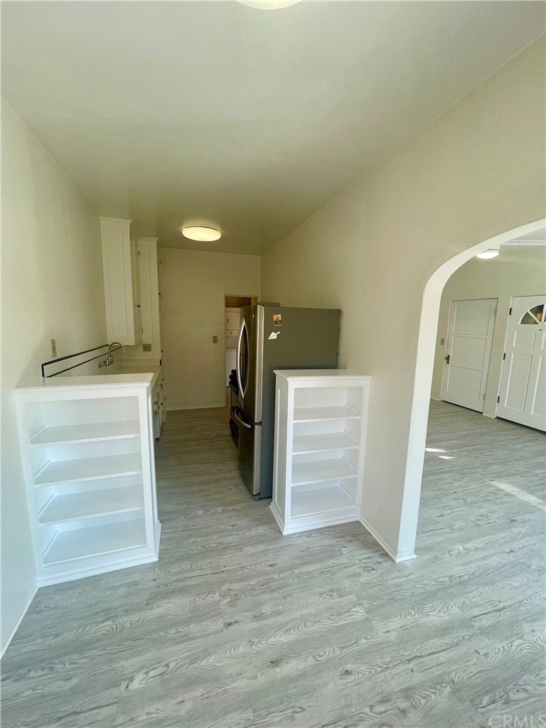 2802 Ocean Drive Manhattan Beach, CA 90266 - Photo 11 of 22 a view of a storage & utility room