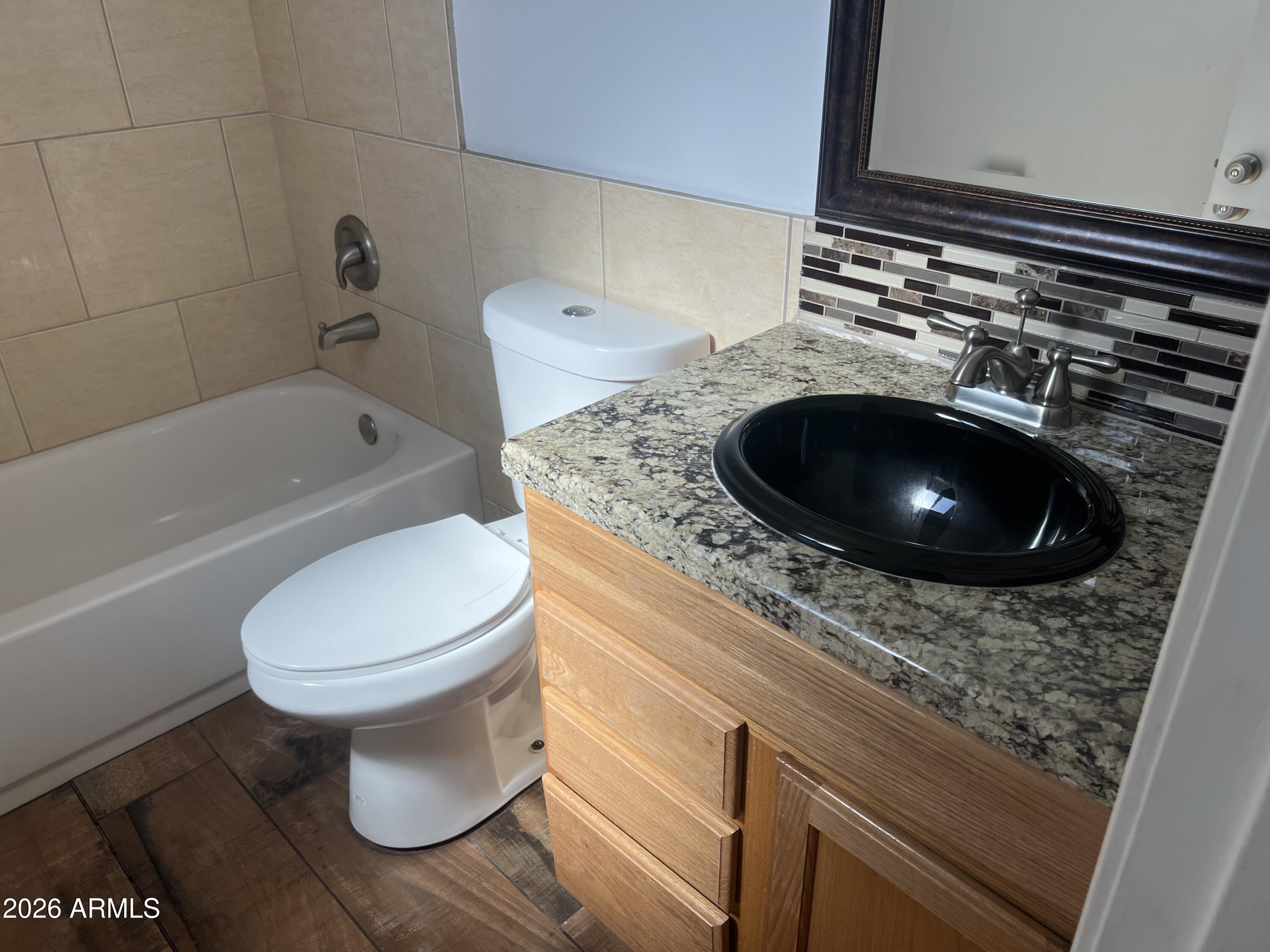 1031 West Romo Jones Street Tempe, AZ 85281 - Photo 10 of 13 BATH GUEST