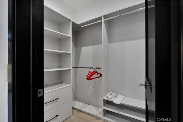 $5,000,000 | 6006 Spring Valley Road, Hidden Hills, CA 91302