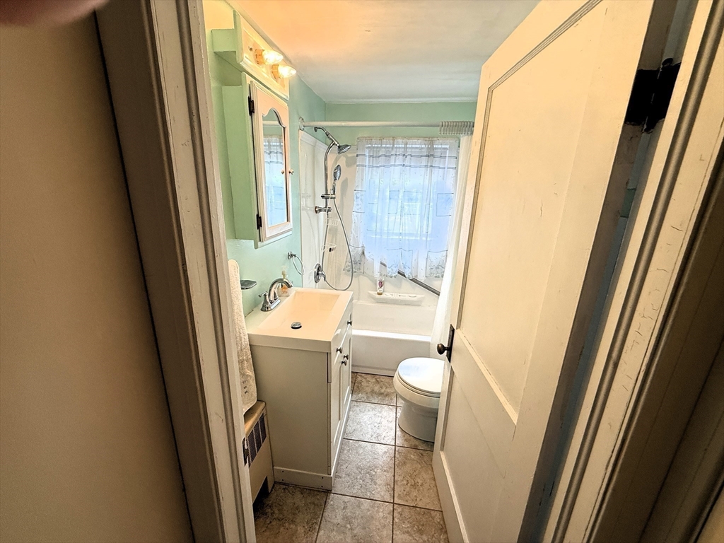 395 Old Colony Road Norton, MA 02766 - Photo 8 of 10 Gallery Image 8
