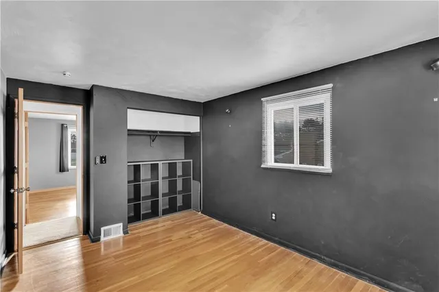 $349,900 | 221 Roxbury Drive, Greensburg, PA 15601