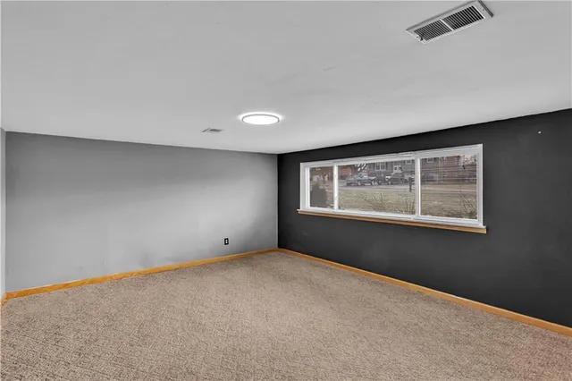 $349,900 | 221 Roxbury Drive, Greensburg, PA 15601