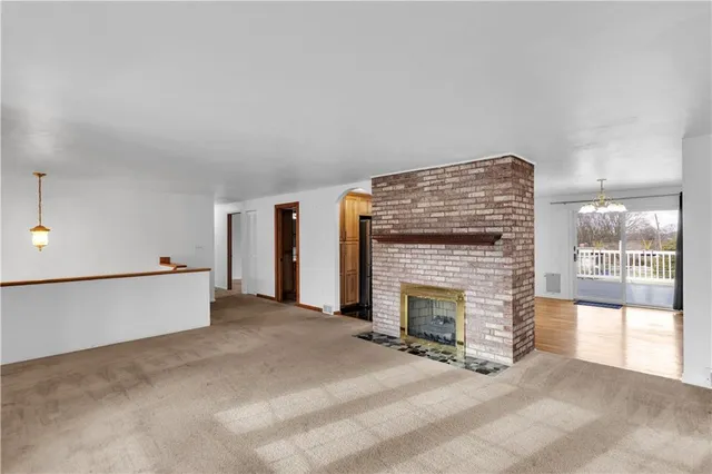 $349,900 | 221 Roxbury Drive, Greensburg, PA 15601