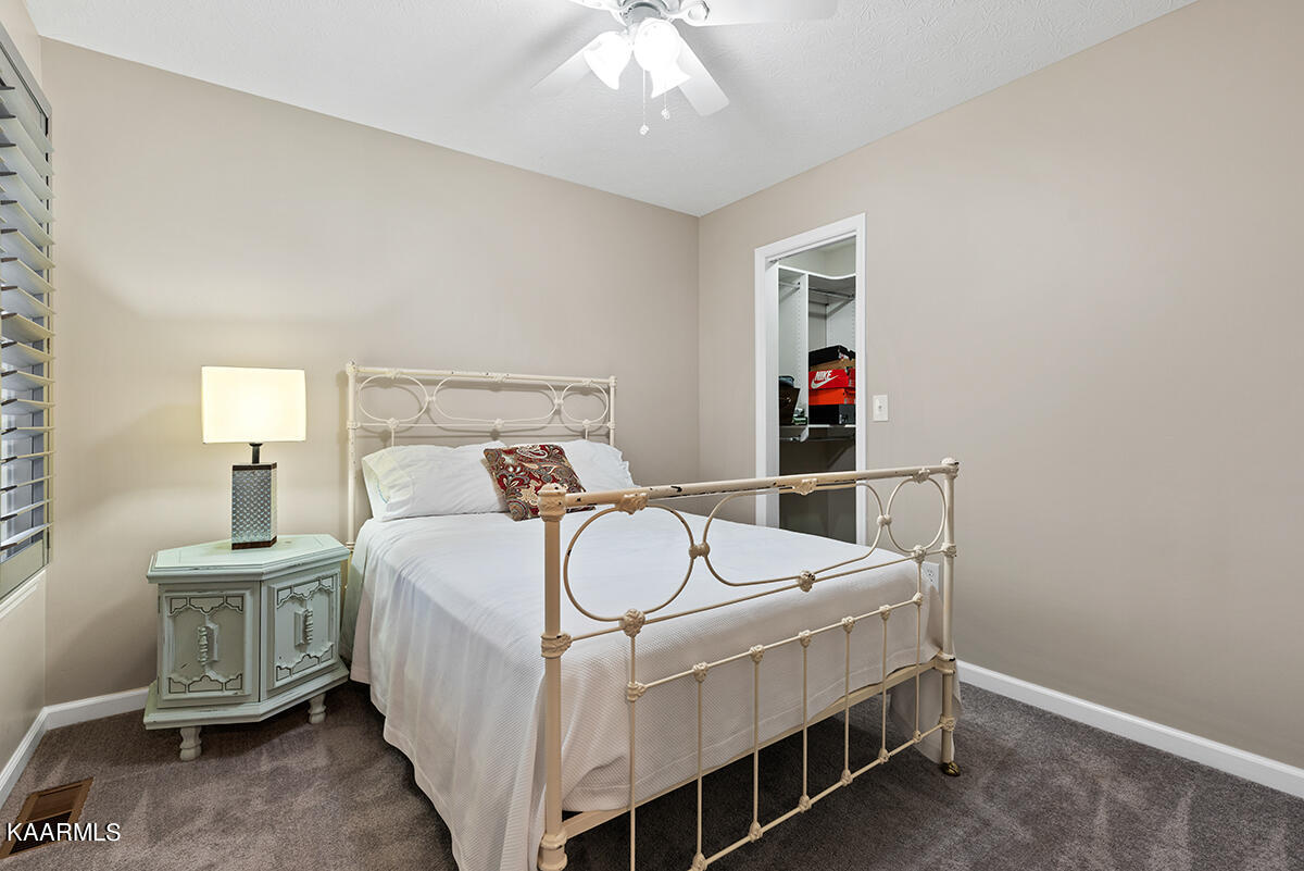 1208 Hoss Road, Unit 4 Powell, TN 37849 - Photo 19 of 28 DSC_0183