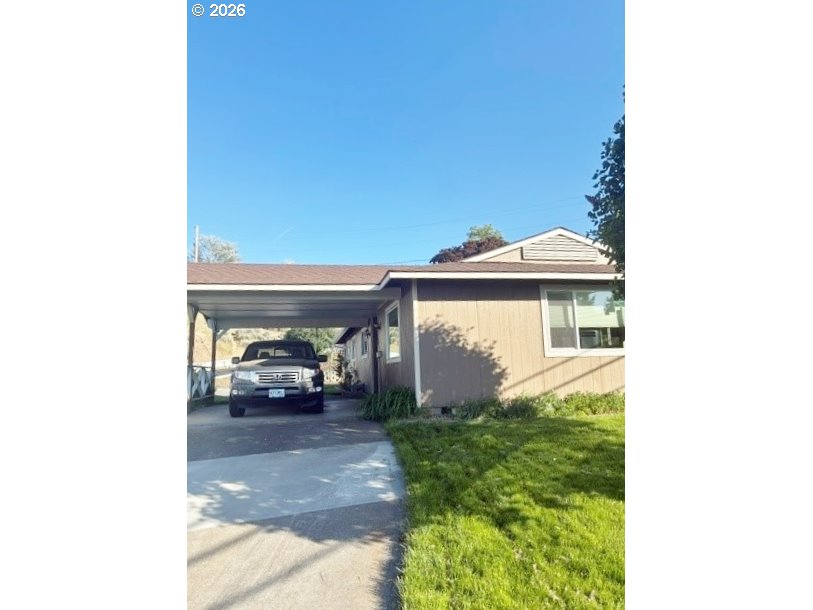1107 Southwest 23rd Street Pendleton, OR 97801 - Photo 1 of 39