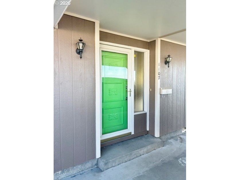 1107 Southwest 23rd Street Pendleton, OR 97801 - Photo 2 of 39
