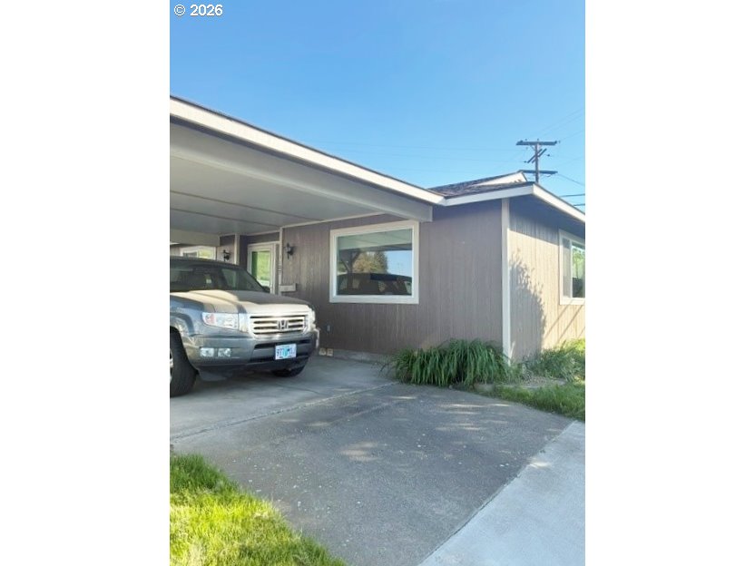1107 Southwest 23rd Street Pendleton, OR 97801 - Photo 4 of 39