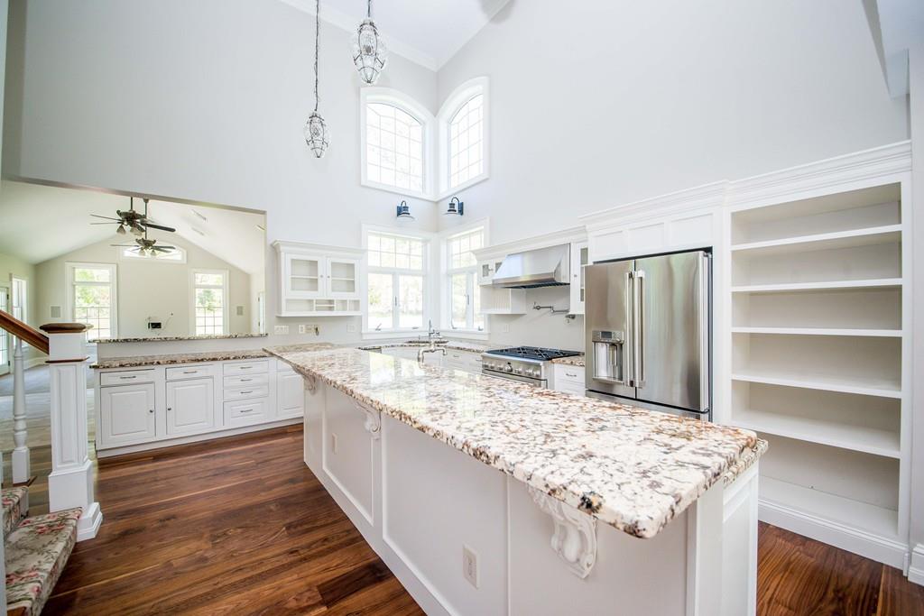 185 Gaffney Road Dartmouth, MA 02748 - Photo 17 of 42