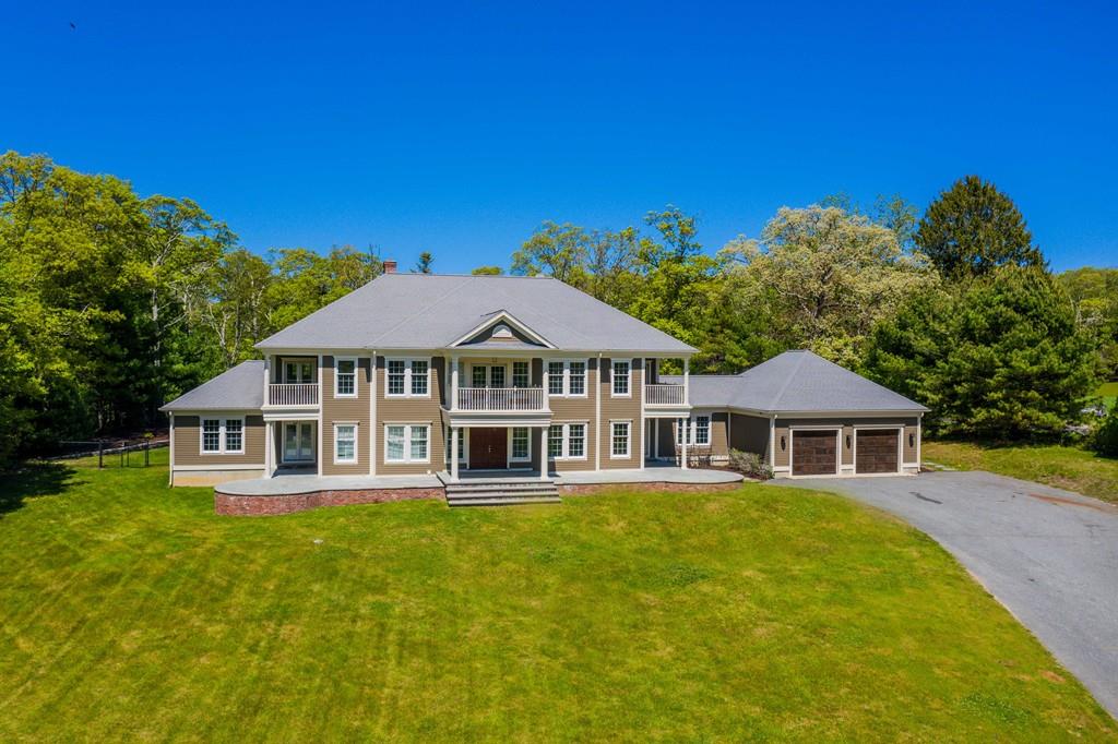 185 Gaffney Road Dartmouth, MA 02748 - Photo 2 of 42