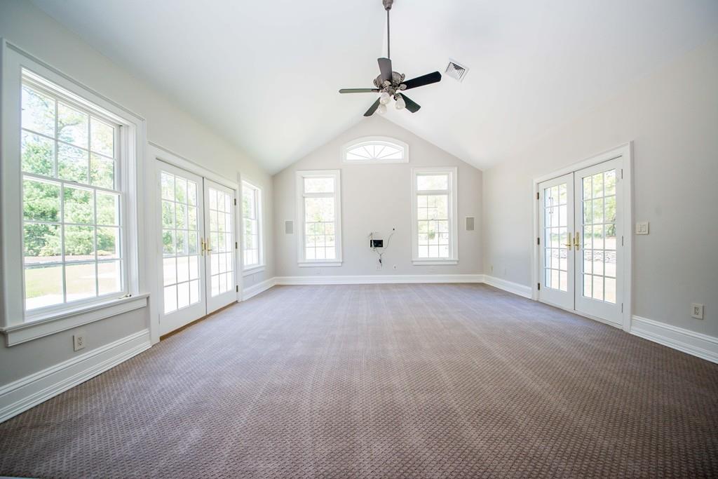 185 Gaffney Road Dartmouth, MA 02748 - Photo 24 of 42