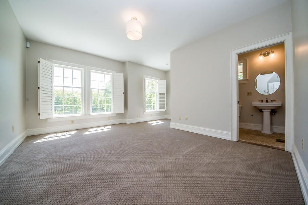 185 Gaffney Road Dartmouth, MA 02748 - Photo 26 of 42