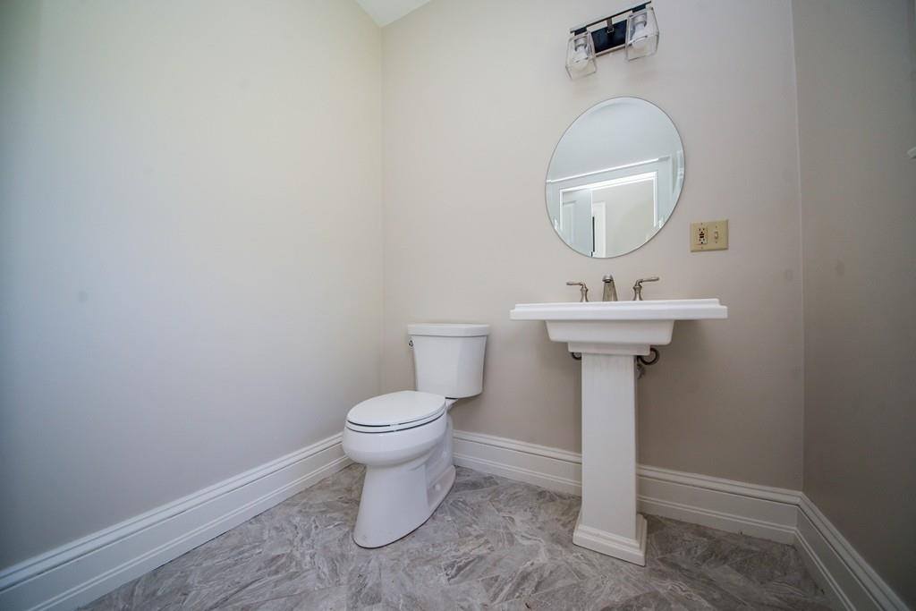 185 Gaffney Road Dartmouth, MA 02748 - Photo 32 of 42