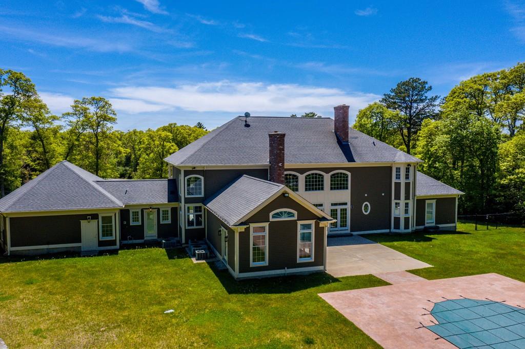 185 Gaffney Road Dartmouth, MA 02748 - Photo 5 of 42