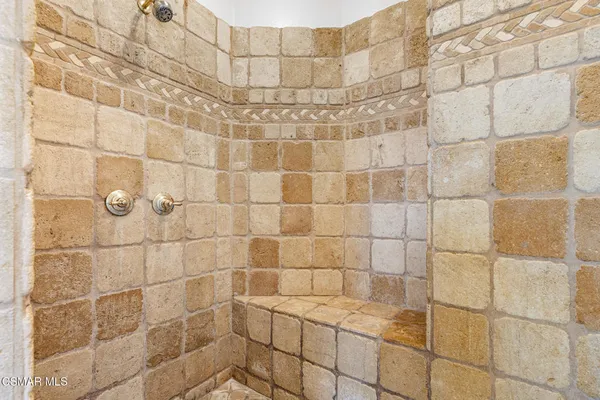 $1,780,000 | 3887 Foxdale Court, Newbury Park, CA 91320