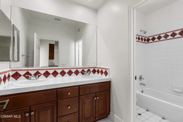 $1,780,000 | 3887 Foxdale Court, Newbury Park, CA 91320