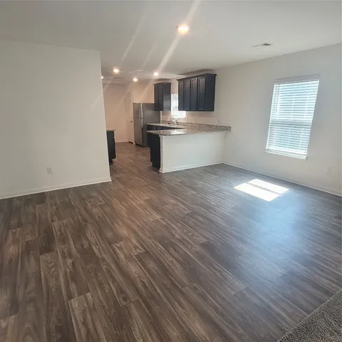 $284,999 | 17904 Speculator Lane, Elgin, TX 78621