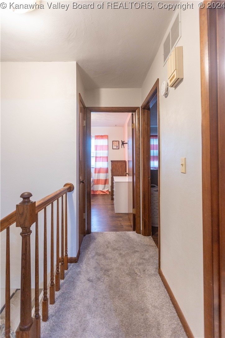 129 Rolling Acres Road Winfield, WV 25213 - Photo 20 of 40 Gallery Image 20