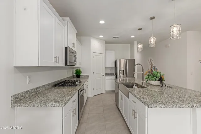 $3,000 | 17969 West College Drive, Goodyear, AZ 85395