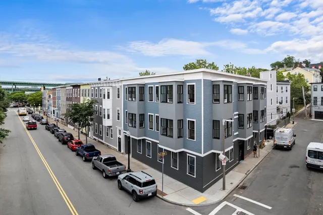 $1,224,990 | 106-108 Bunker Hill Street, Unit 6, Boston, MA 02129