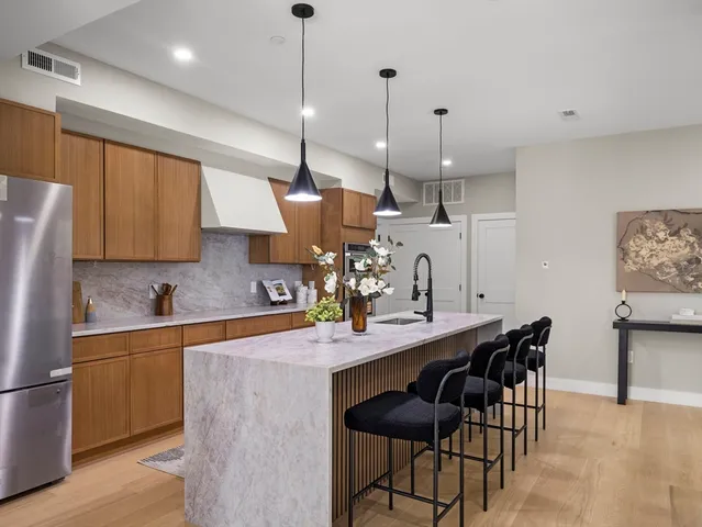 $1,224,990 | 106-108 Bunker Hill Street, Unit 6, Boston, MA 02129