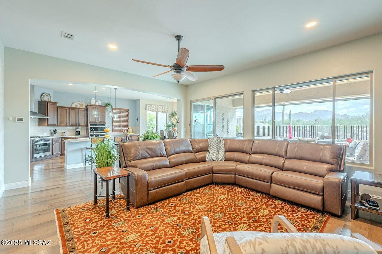 13918 North Rim Trail Marana, AZ 85658 - Photo 10 of 48
