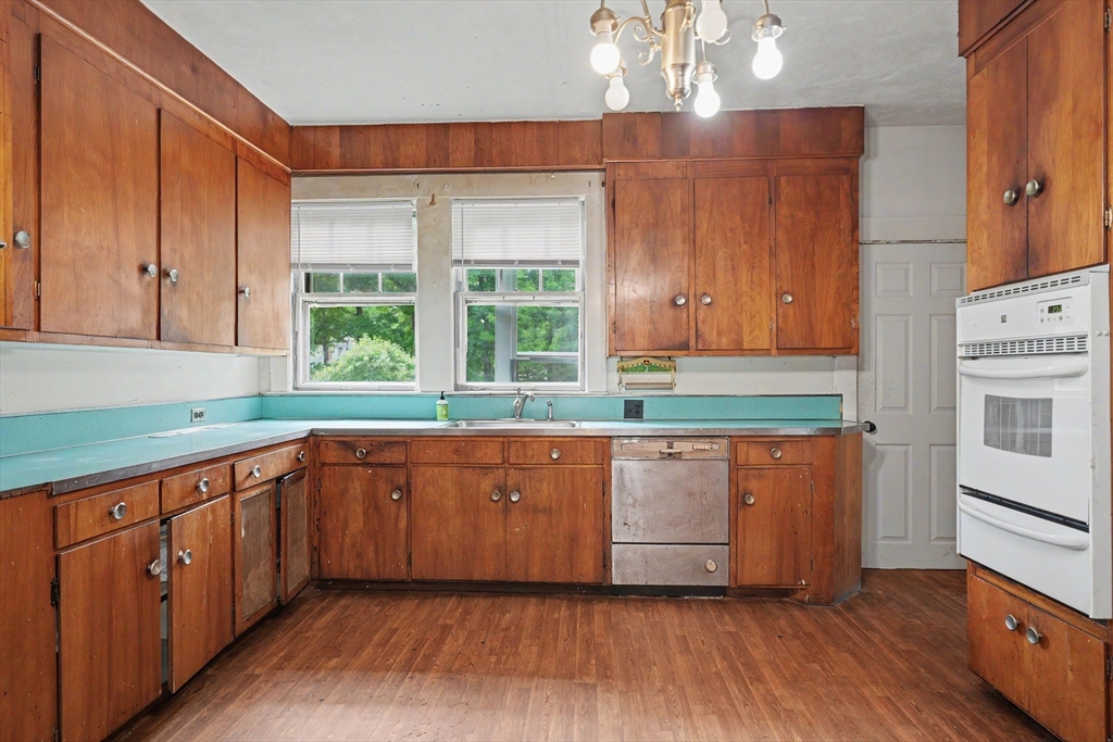 8 Tremont Street Maynard, MA 01754 - Photo 11 of 30