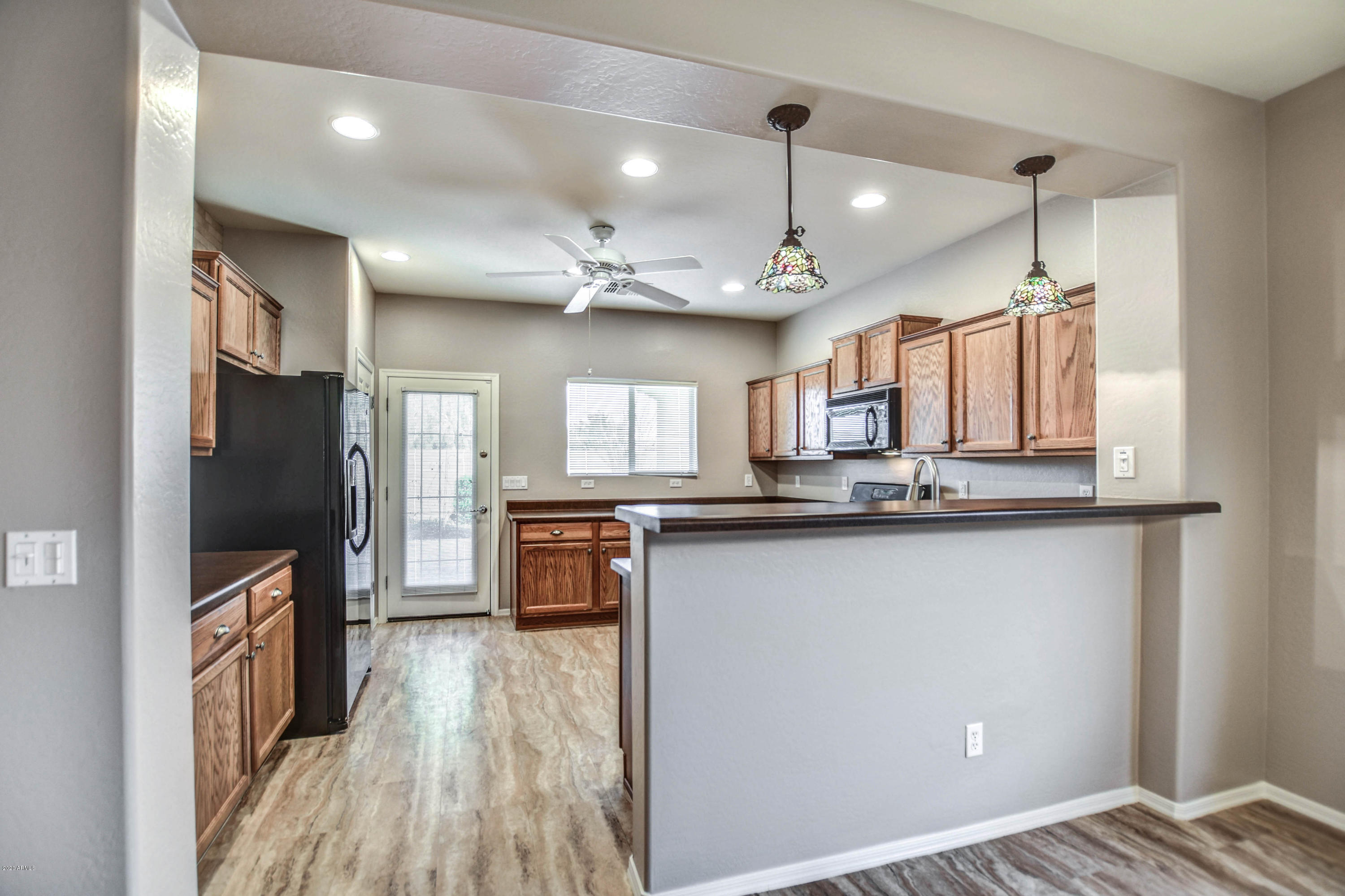 7582 West Springfield Way Florence, AZ 85132 - Photo 11 of 42 Kitchen