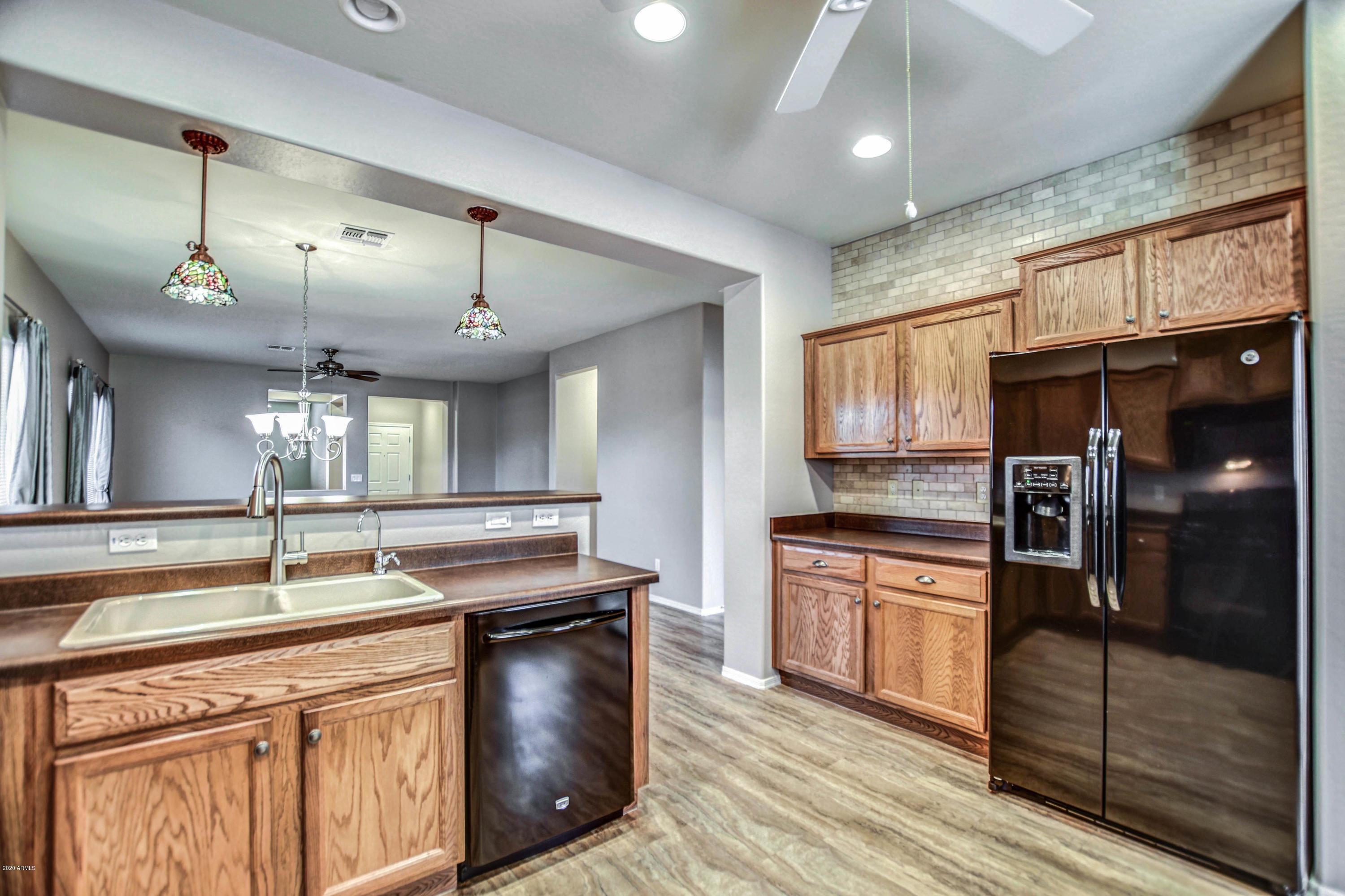 7582 West Springfield Way Florence, AZ 85132 - Photo 16 of 42 Kitchen
