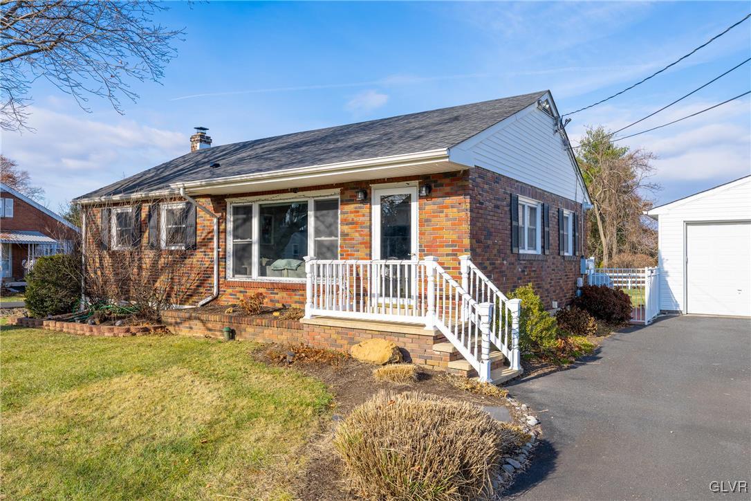 3831 East Hopewell Road Center Valley, PA 18034 - Photo 1 of 32 Gallery Image 1