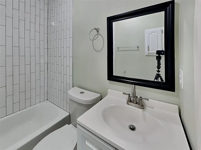 $1,695 | 1330 Marfa Avenue, Dallas, TX 75216