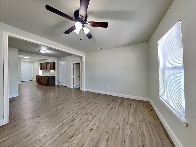 $1,695 | 1330 Marfa Avenue, Dallas, TX 75216