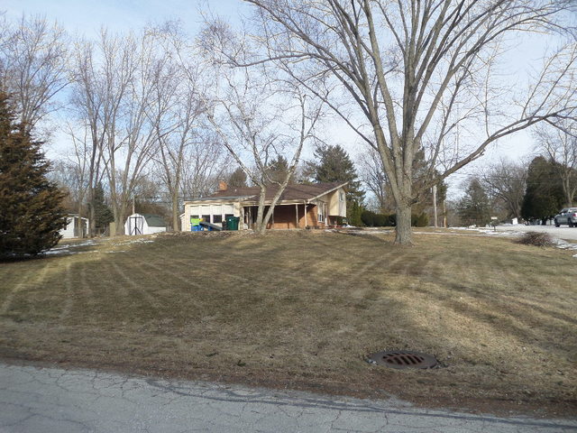 309 Davis Road Batavia, IL 60510 - Photo 4 of 23