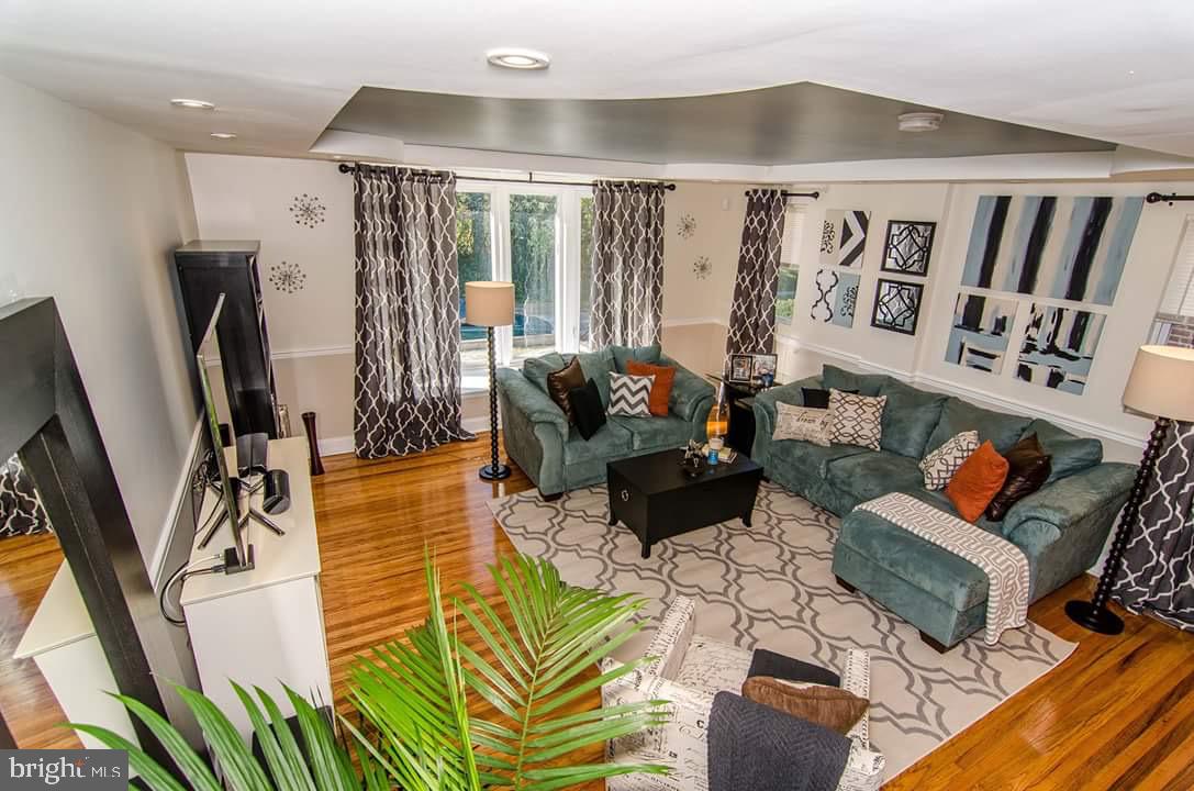 8015 Gilbert Street Philadelphia, PA 19150 - Photo 5 of 15 Gallery Image 5