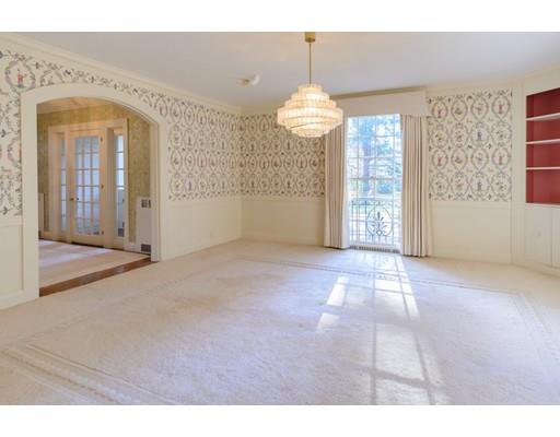 37 Carisbrooke Road Wellesley, MA 02481 - Photo 8 of 21