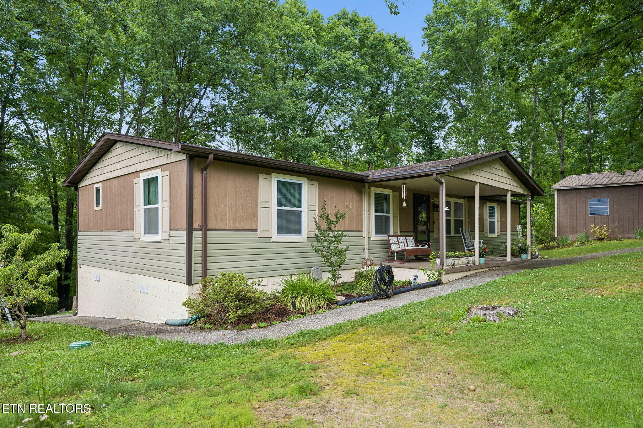 10419 Slemp Road Kodak, TN 37764 - Photo 2 of 49 2-10419 Slemp Rd - 002