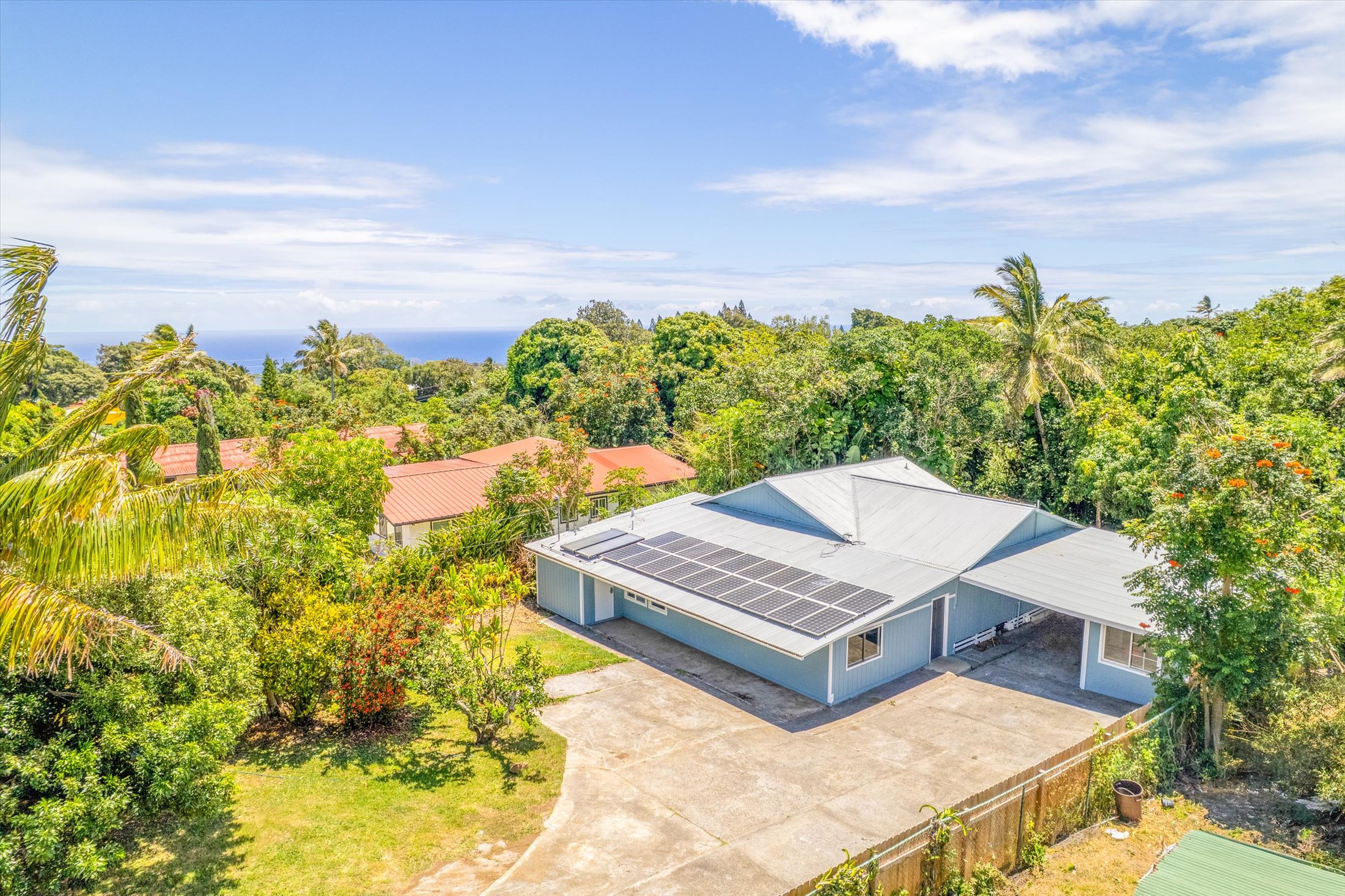 55-545 Hawi Road Hawi, HI 96719 - Photo 24 of 27 a view of a terrace with a garden