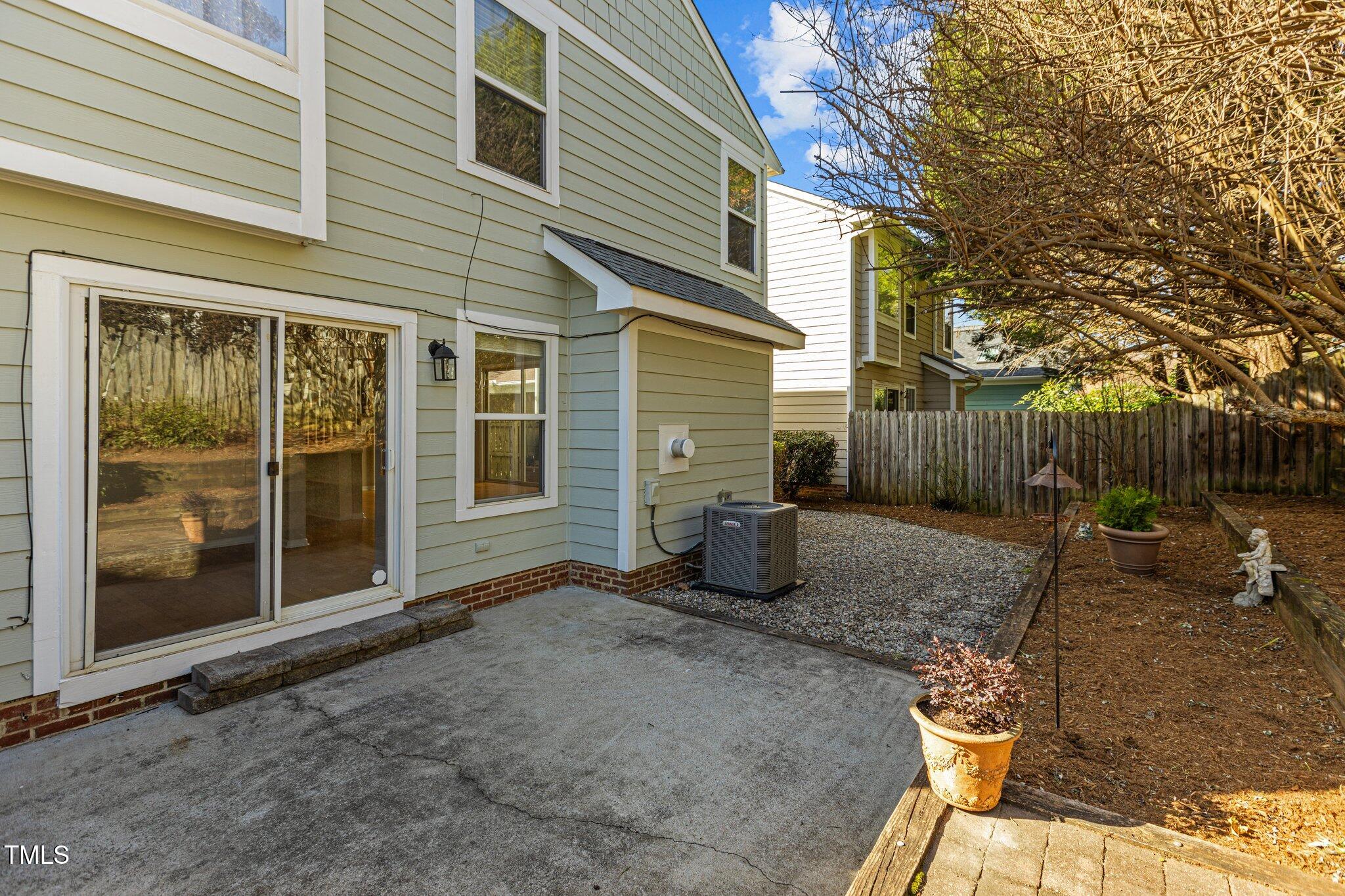 10412 Neland Street Raleigh, NC 27614 - Photo 29 of 31 52-web-or-mls-IMGL9672
