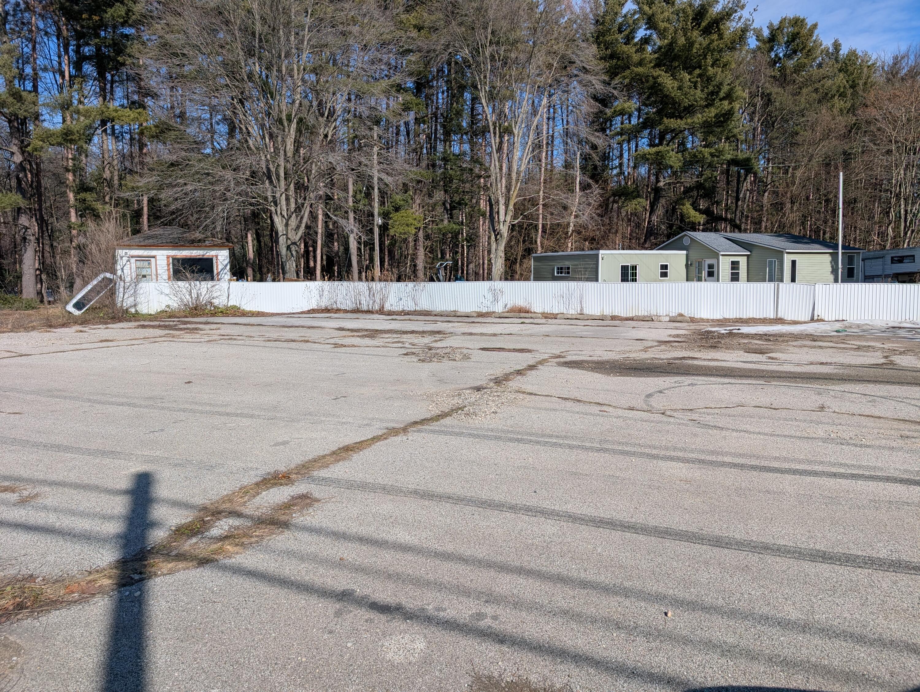 3680 North Whitehall Road Muskegon, MI 49445 - Photo 17 of 28 PXL_20260219_181005471